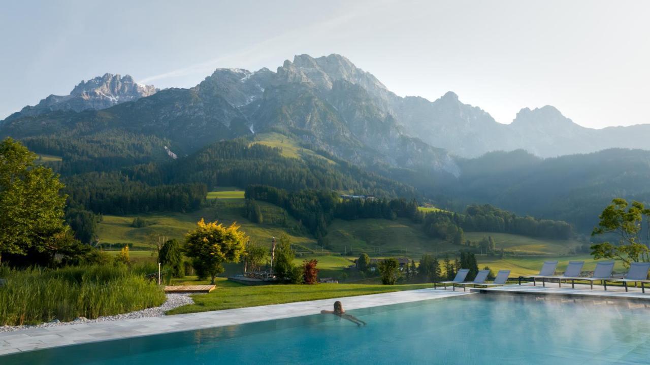 Puradies Hotel&Chalets Leogang Exterior foto