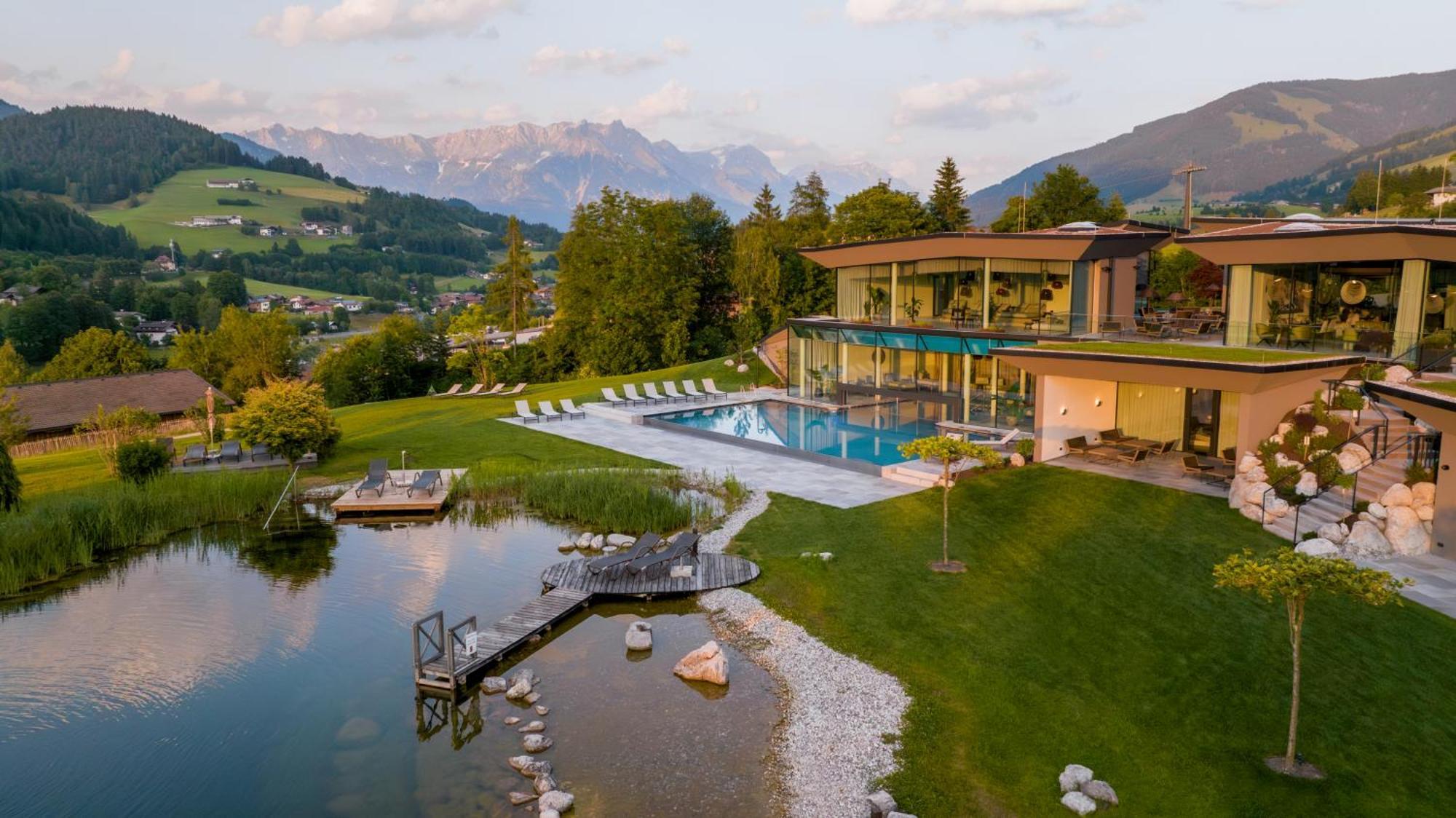 Puradies Hotel&Chalets Leogang Exterior foto